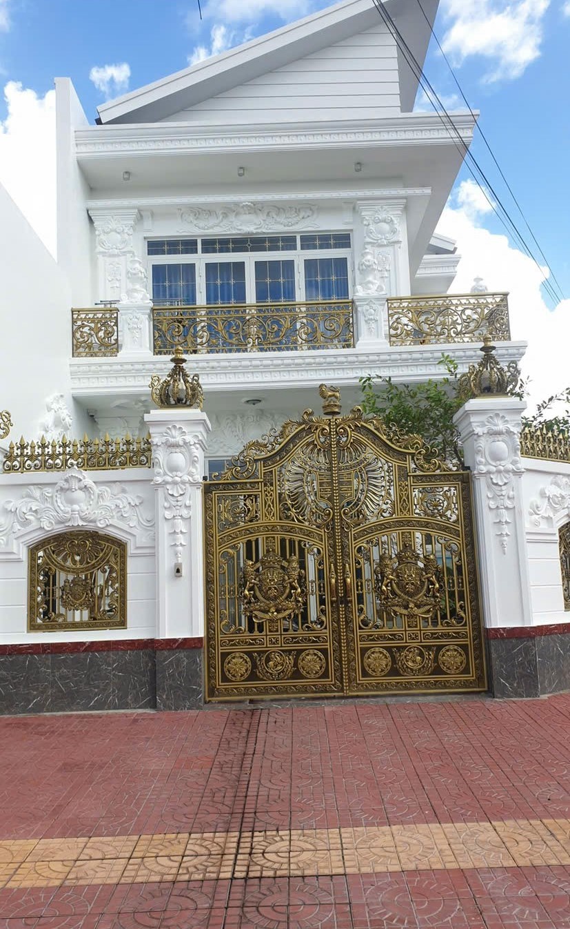 NHÔM ĐÚC CÔNG NGHỆ 10