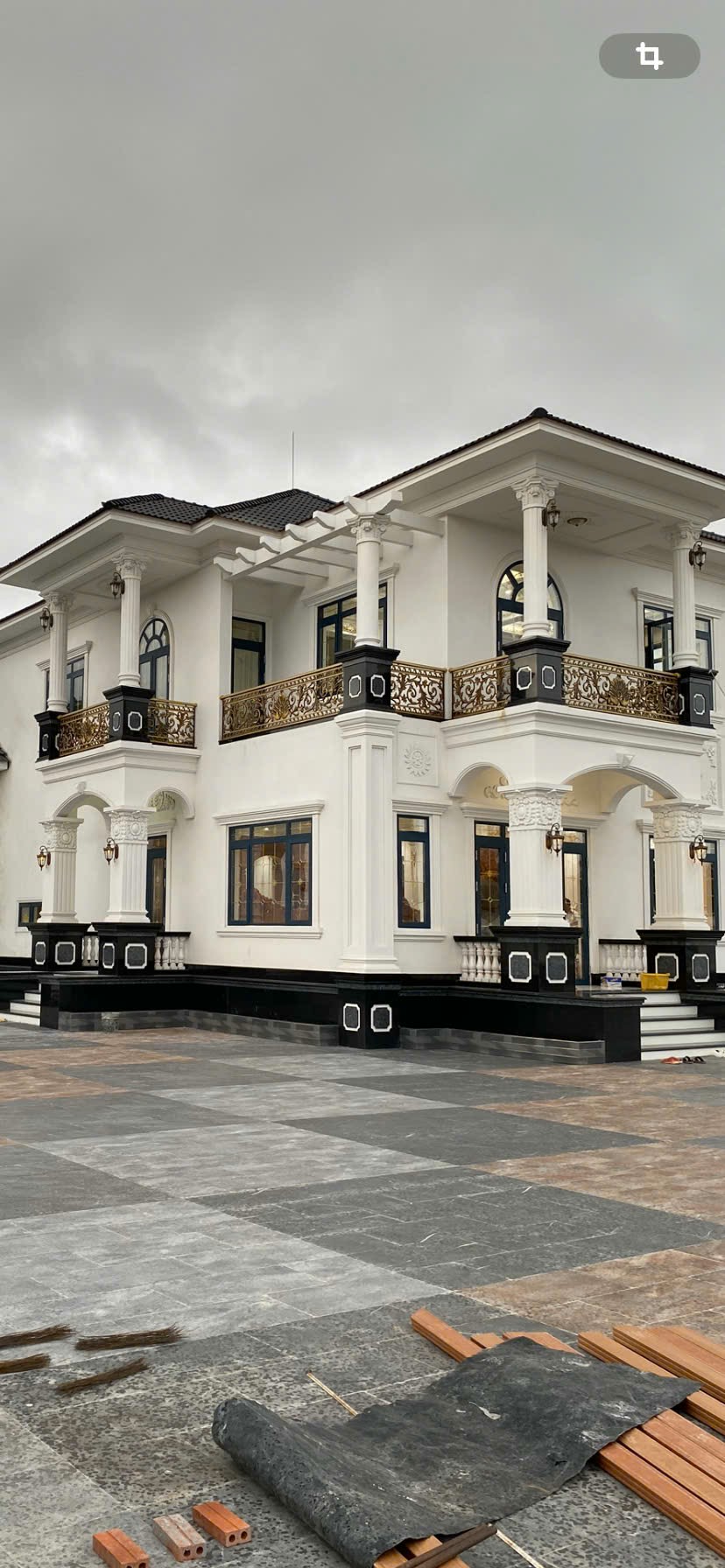 Sản xuất, lắp đặt lan can nhôm đúc